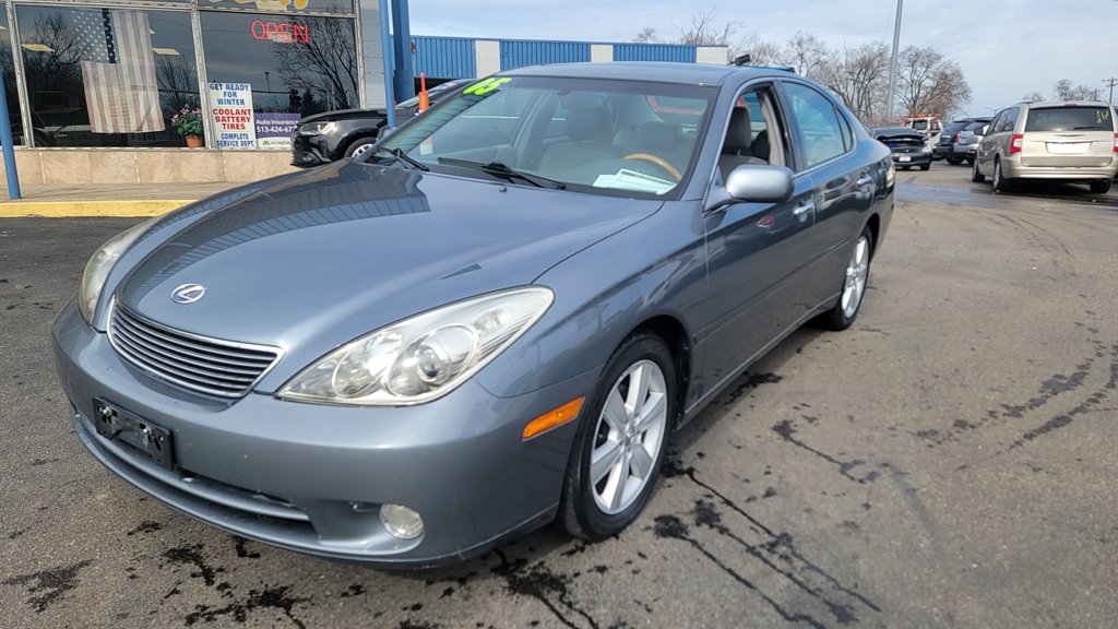 2005 Lexus ES 330 photo