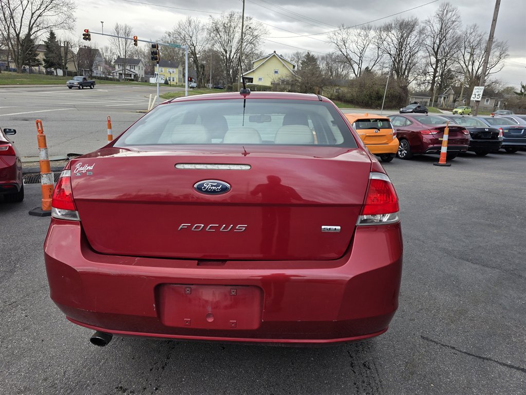 2011 Ford Focus SEL photo