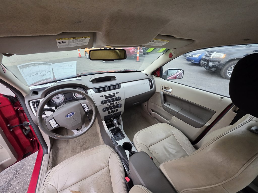 2011 Ford Focus SEL photo