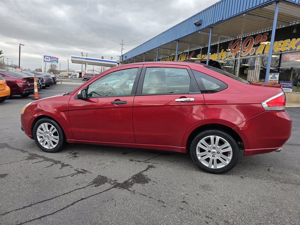 2011 Ford Focus SEL photo