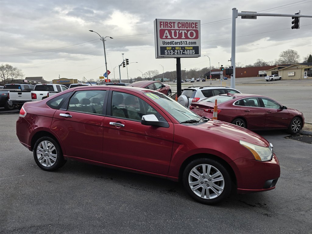 2011 Ford Focus SEL photo