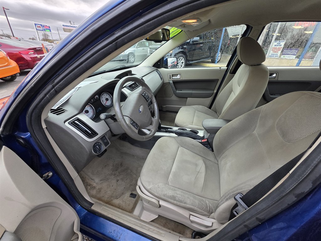 2008 Ford Focus SE photo