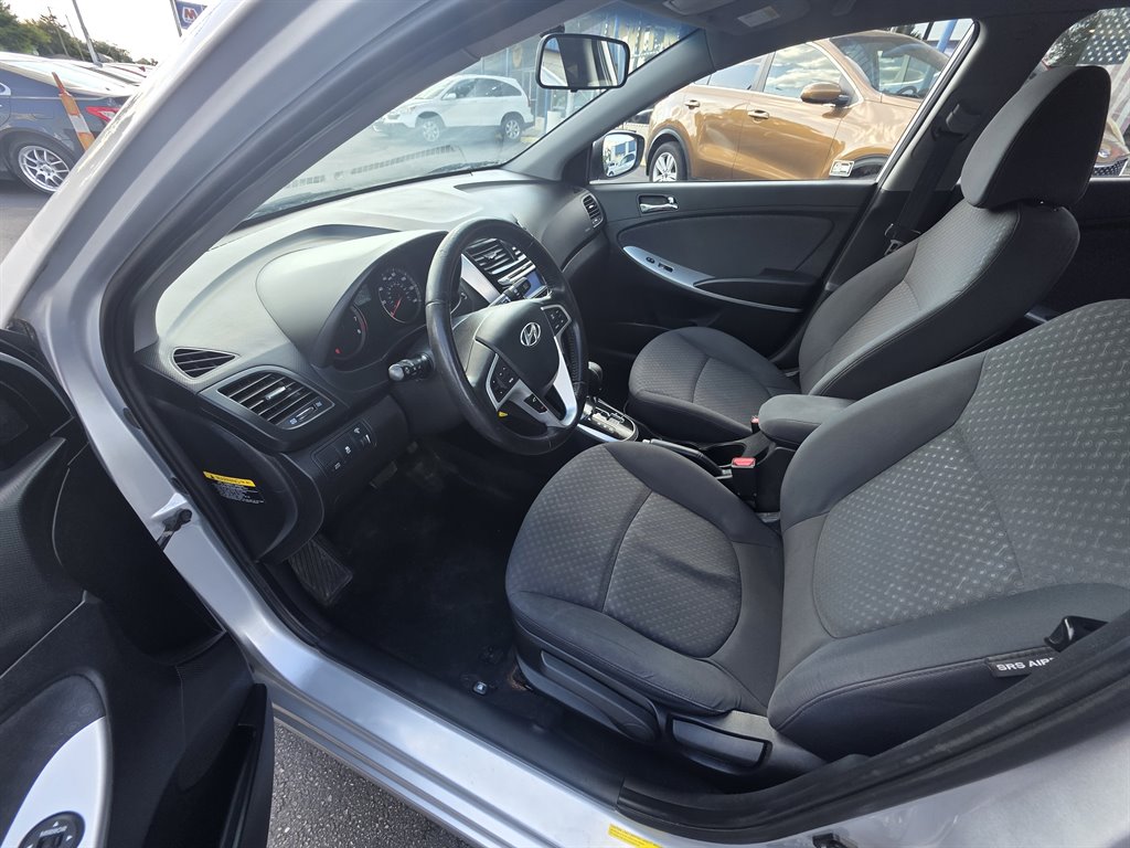 2012 Hyundai Accent