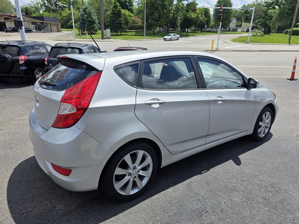 2012 Hyundai Accent