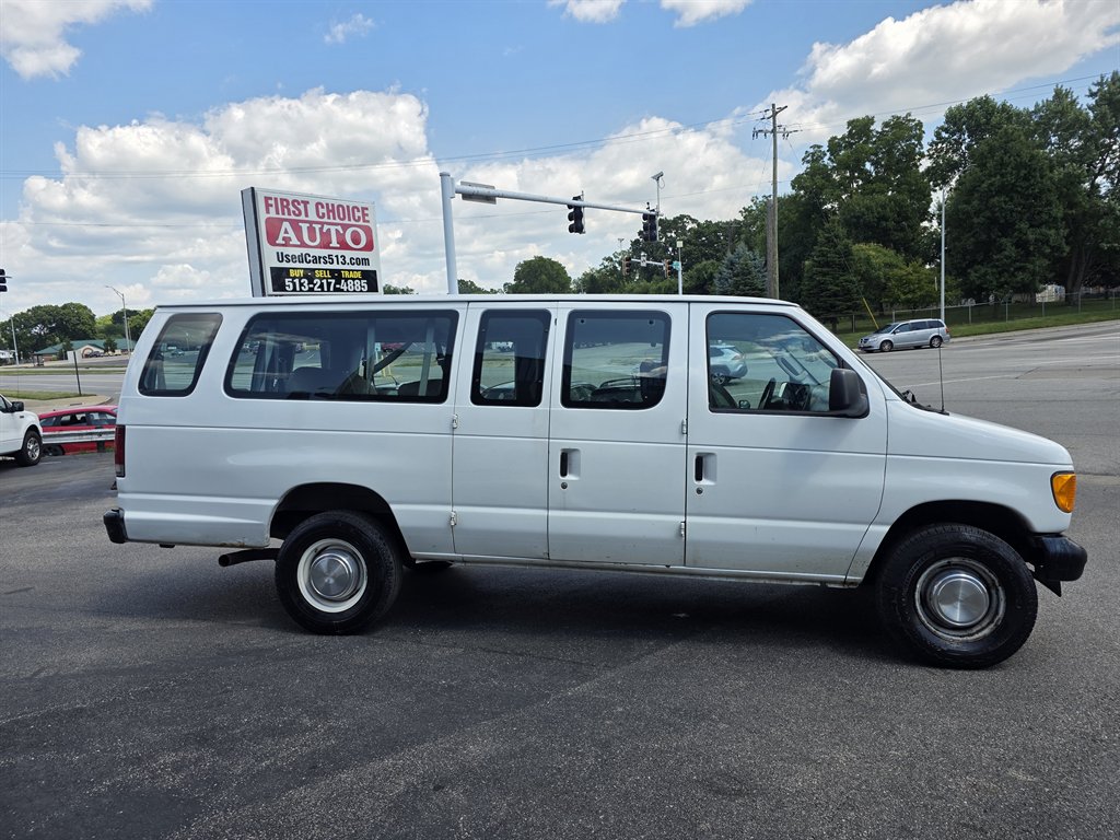 2006 Ford E-350 - $6,995