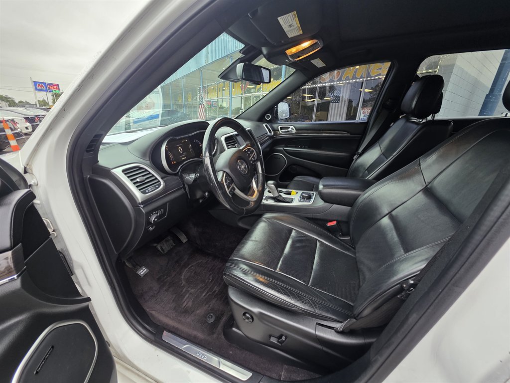 2016 Jeep Cherokee - $11,995