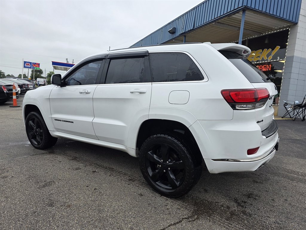 2016 Jeep Cherokee - $11,995