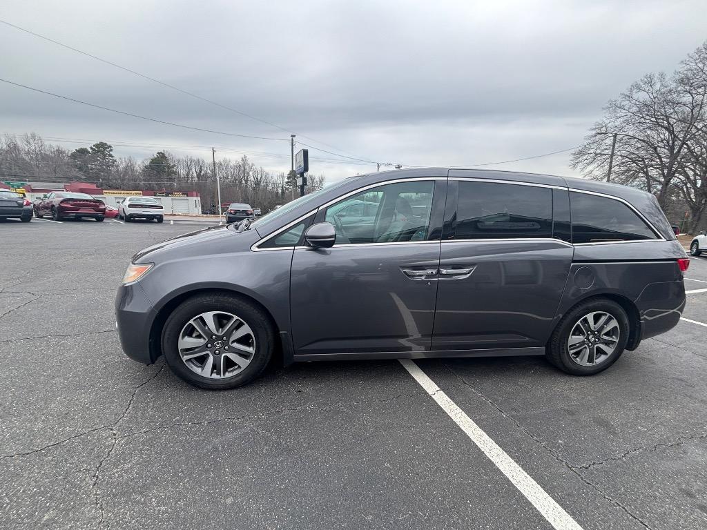 2017 Honda Odyssey Touring Elite photo