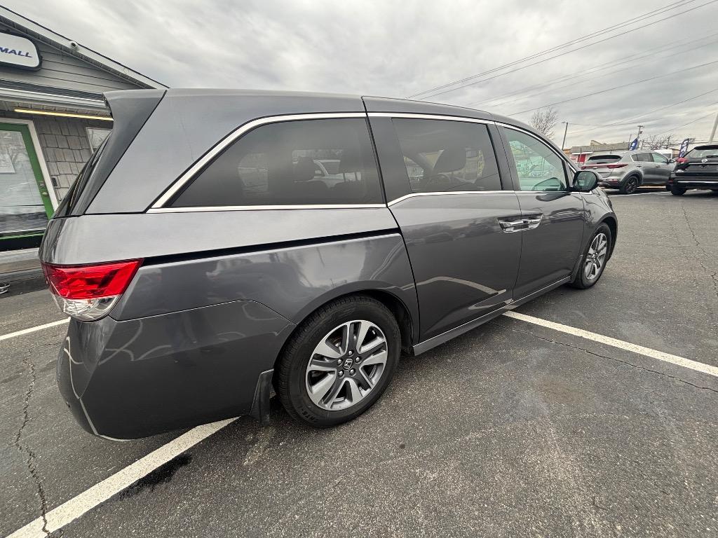 2017 Honda Odyssey Touring Elite photo