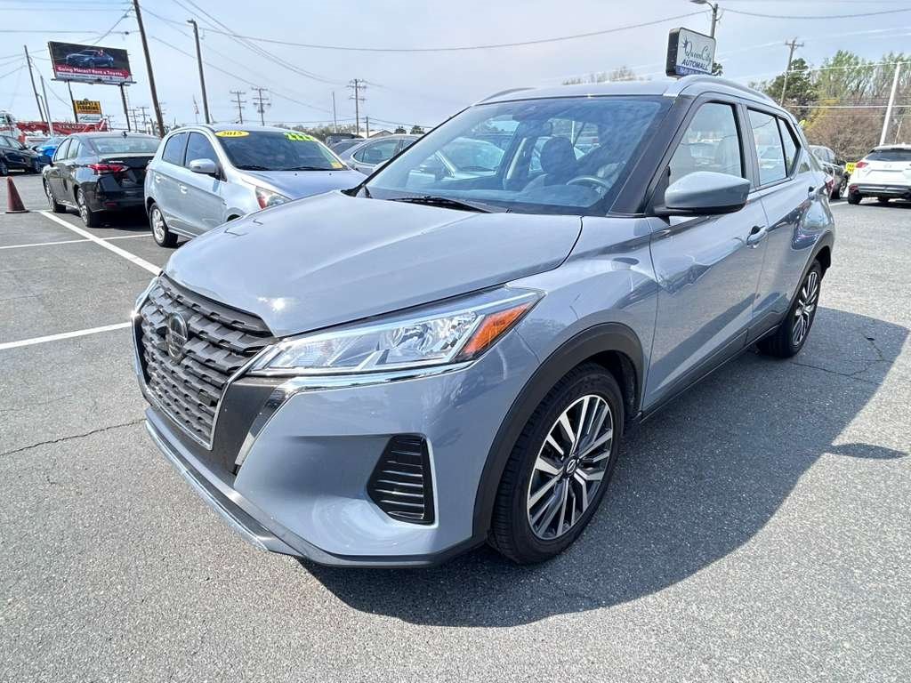2021 Nissan Kicks - $9,900