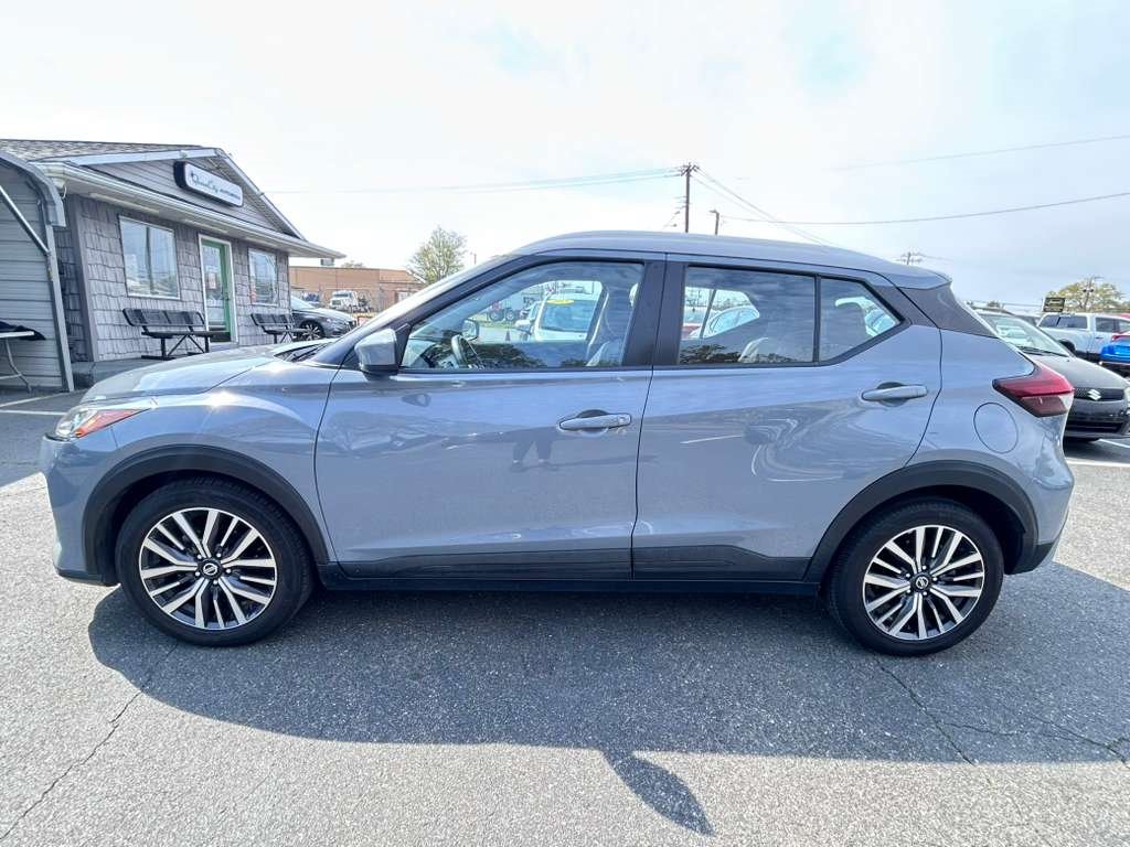 2021 Nissan Kicks - $9,900