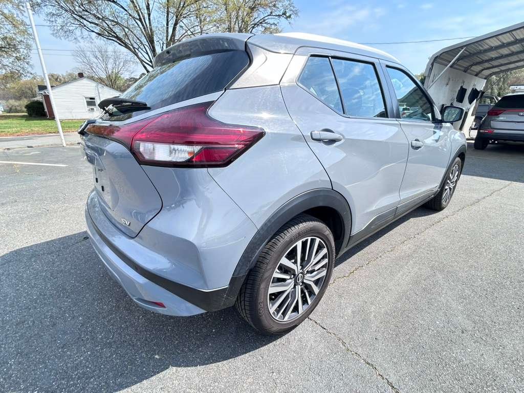 2021 Nissan Kicks - $9,900