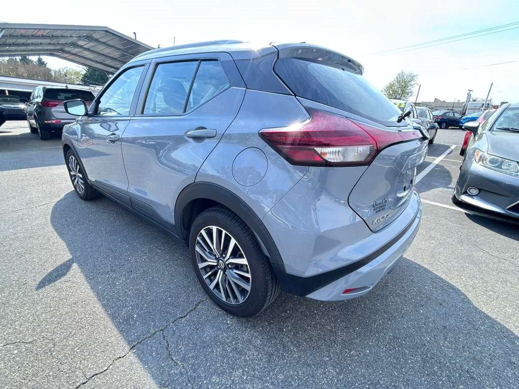 2021 Nissan Kicks - $9,900