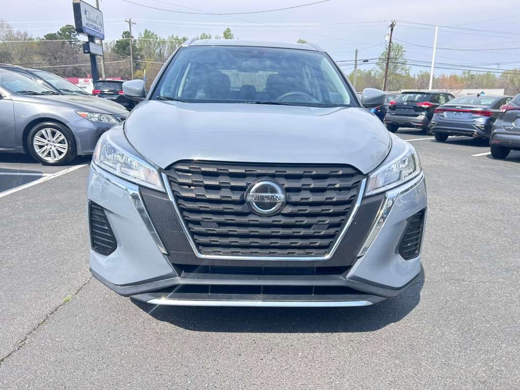 2021 Nissan Kicks - $9,900