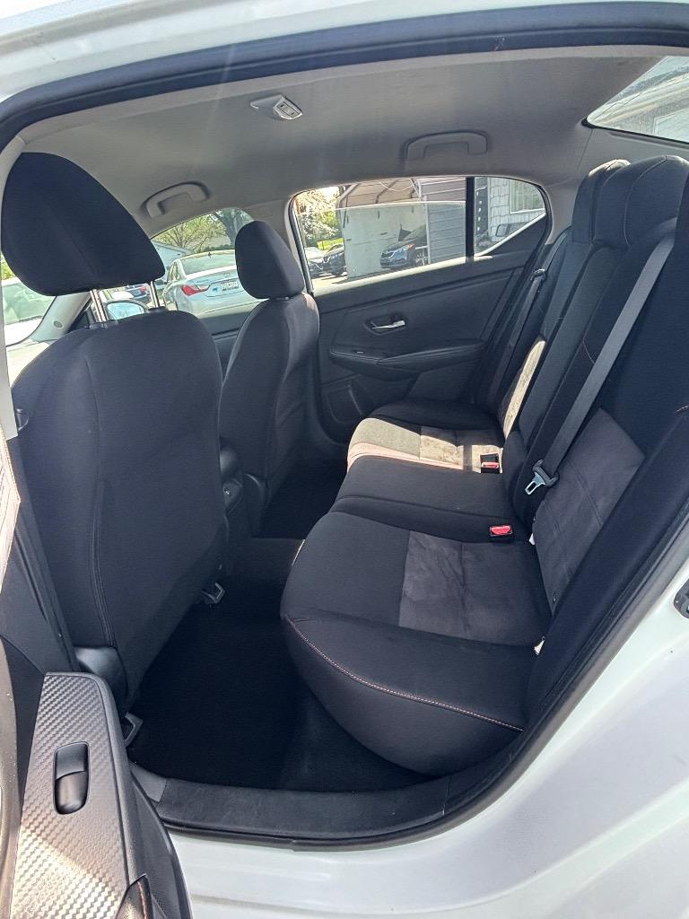 2021 Nissan Sentra SR photo