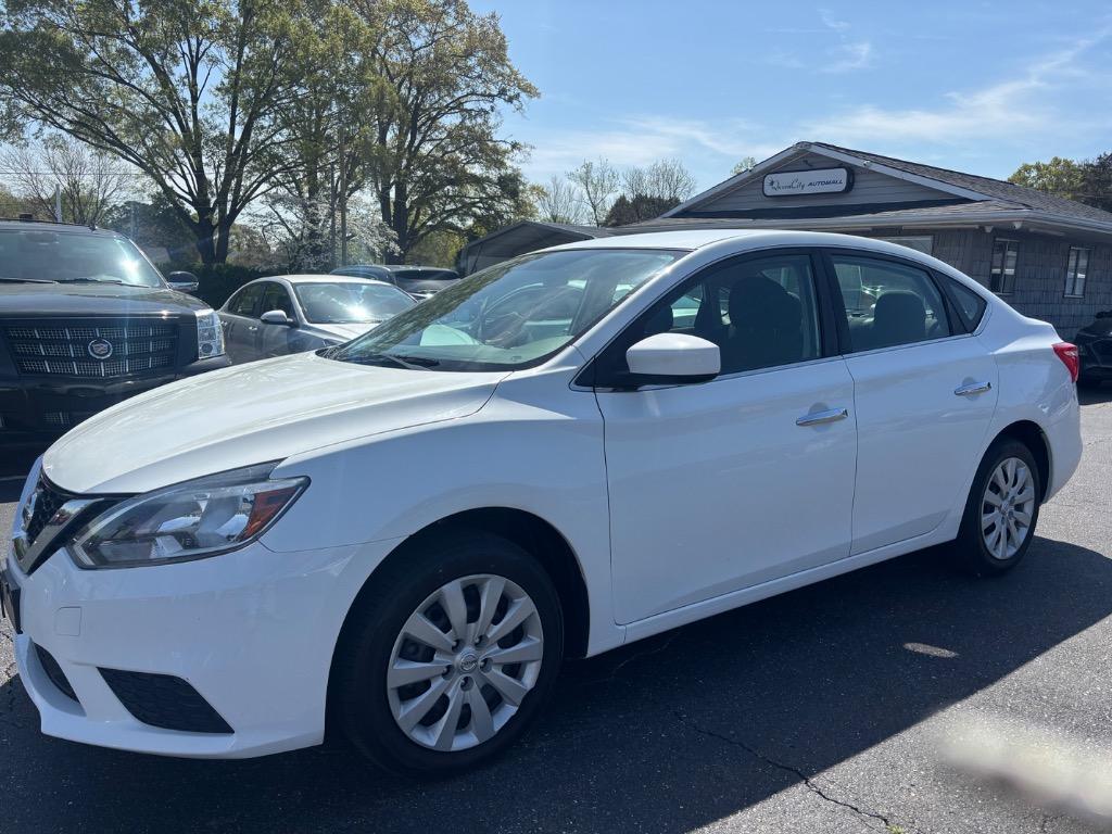 2018 Nissan Sentra S photo