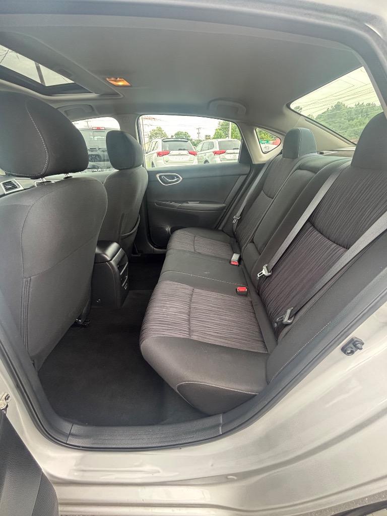 2019 Nissan Sentra SV photo