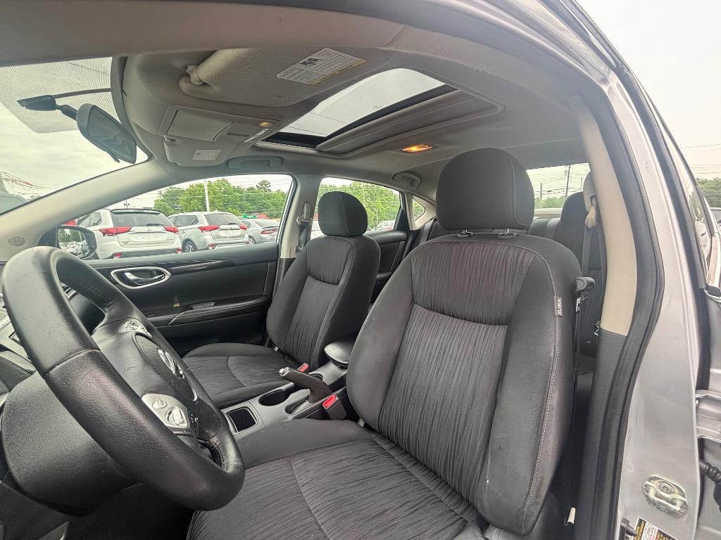 2019 Nissan Sentra SV photo