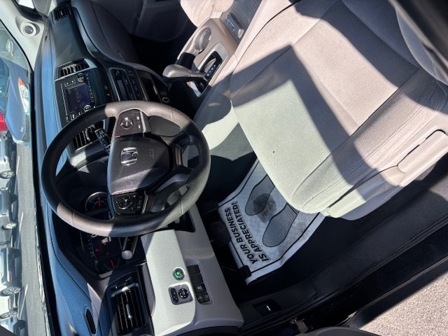 2020 Honda Pilot LX photo