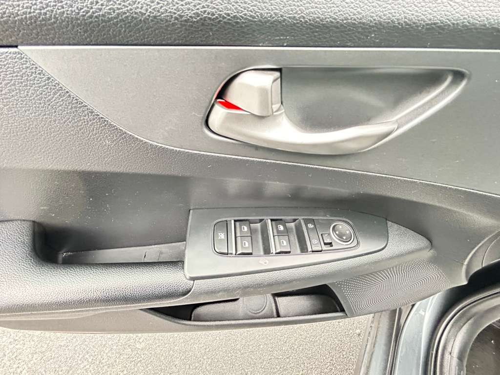 2021 Kia Forte - $12,900