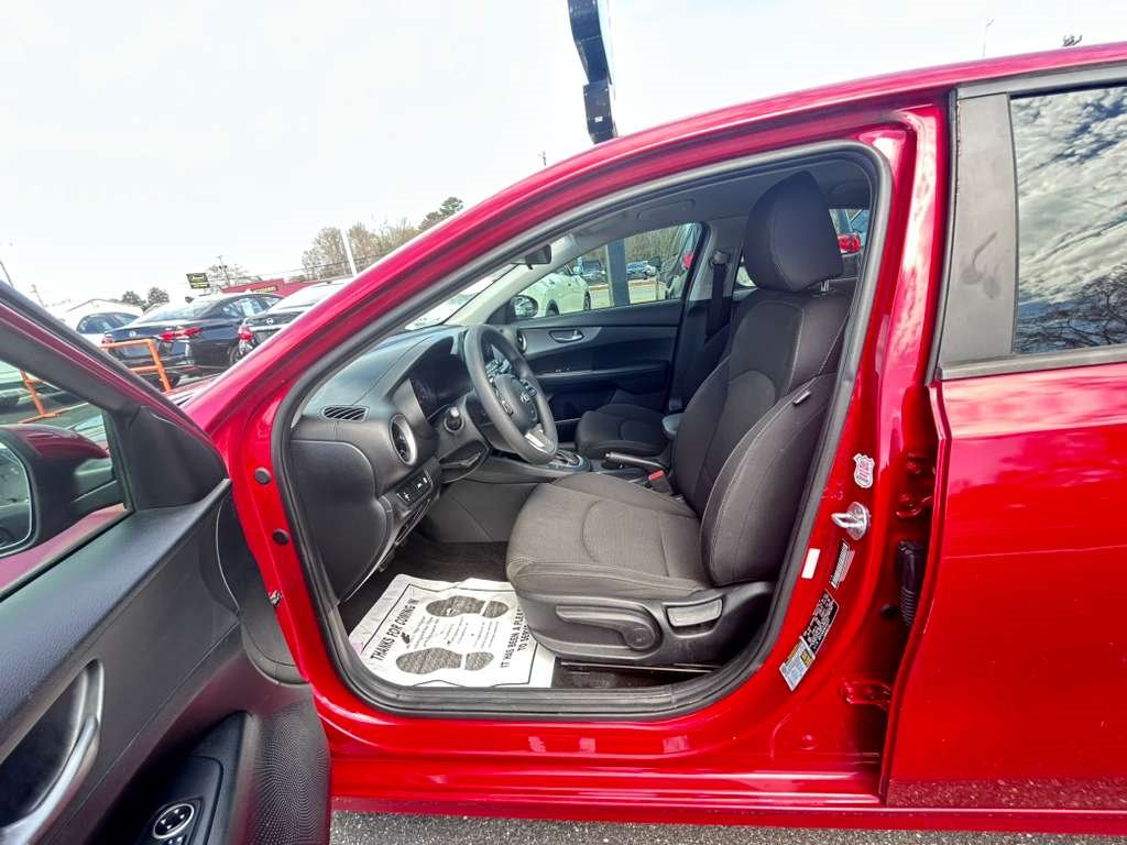 2019 Kia Forte - $9,900