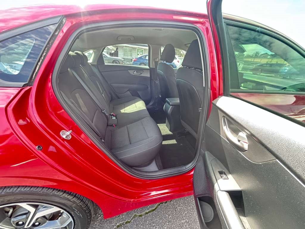 2019 Kia Forte - $9,900