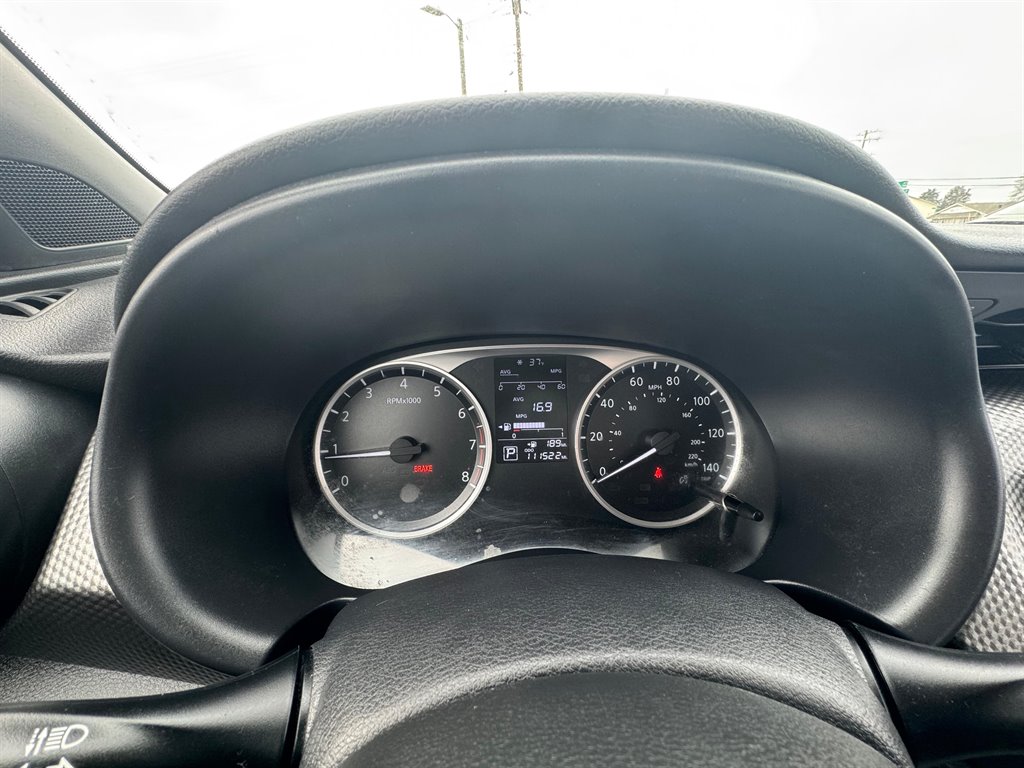 2020 Nissan Kicks - $10,600