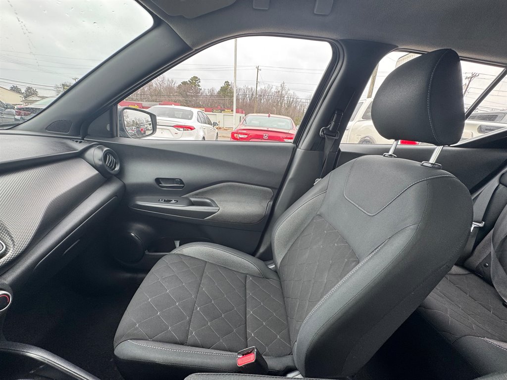 2020 Nissan Kicks - $10,600