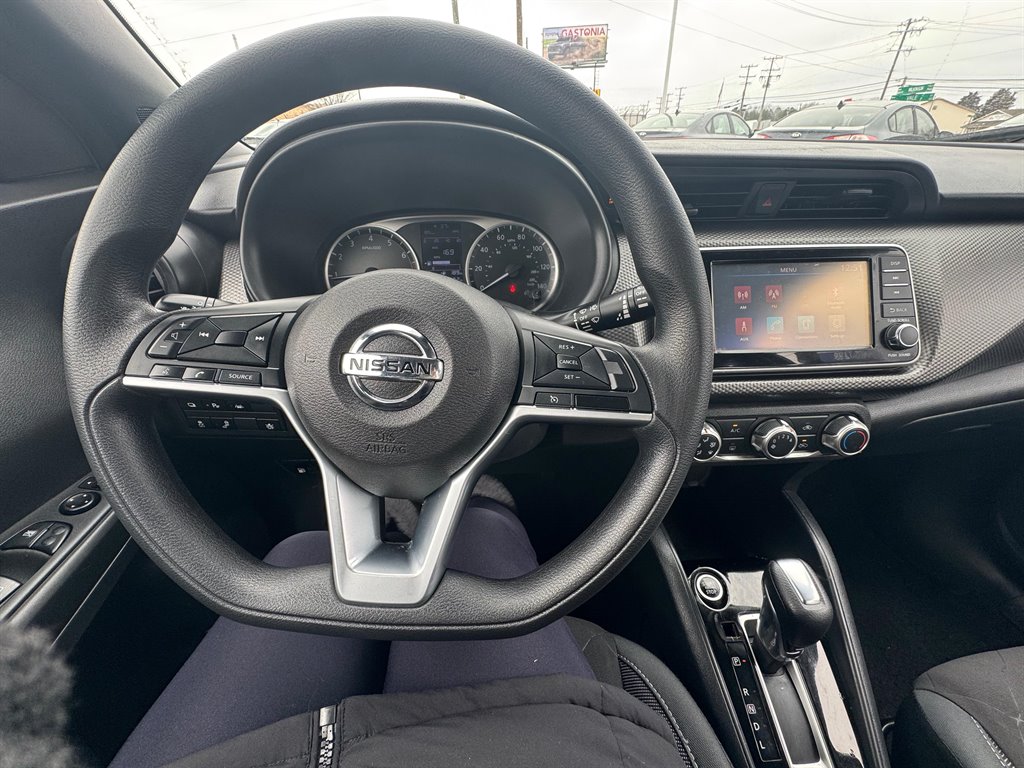 2020 Nissan Kicks - $10,600