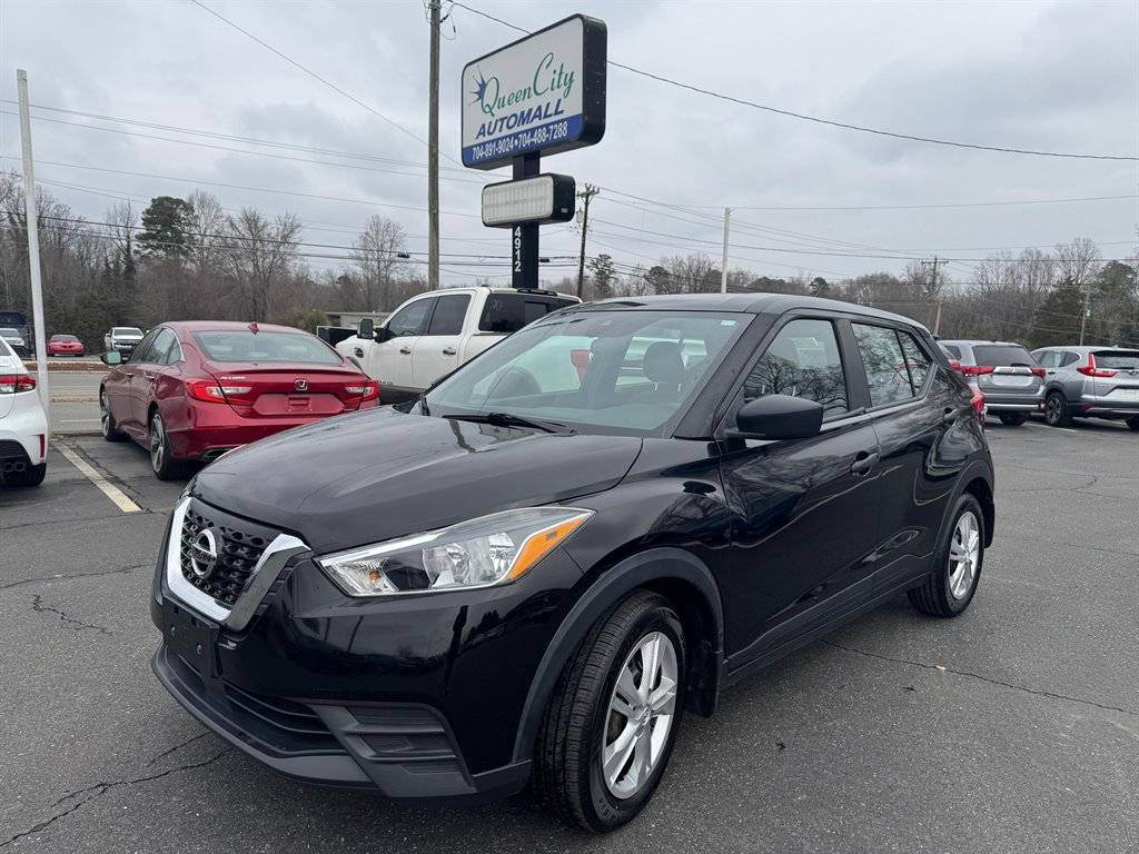 2020 Nissan Kicks - $10,600