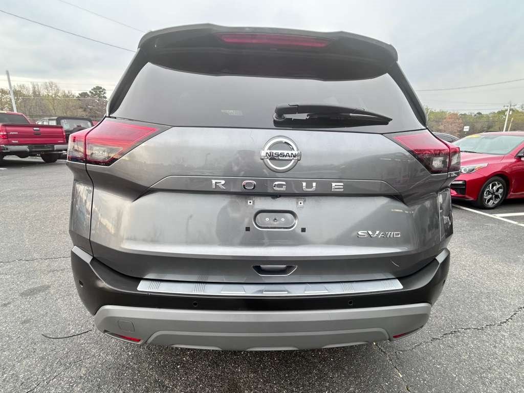 2021 Nissan Rogue - $18,300