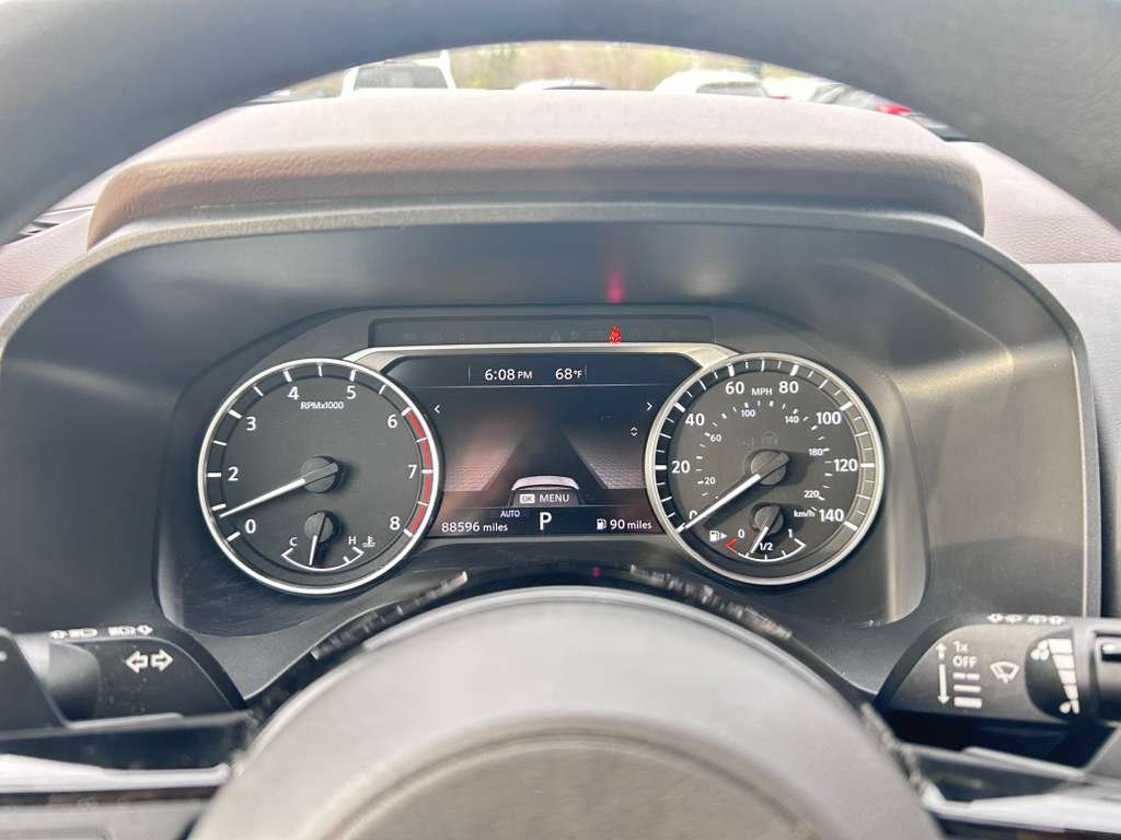 2021 Nissan Rogue - $18,300