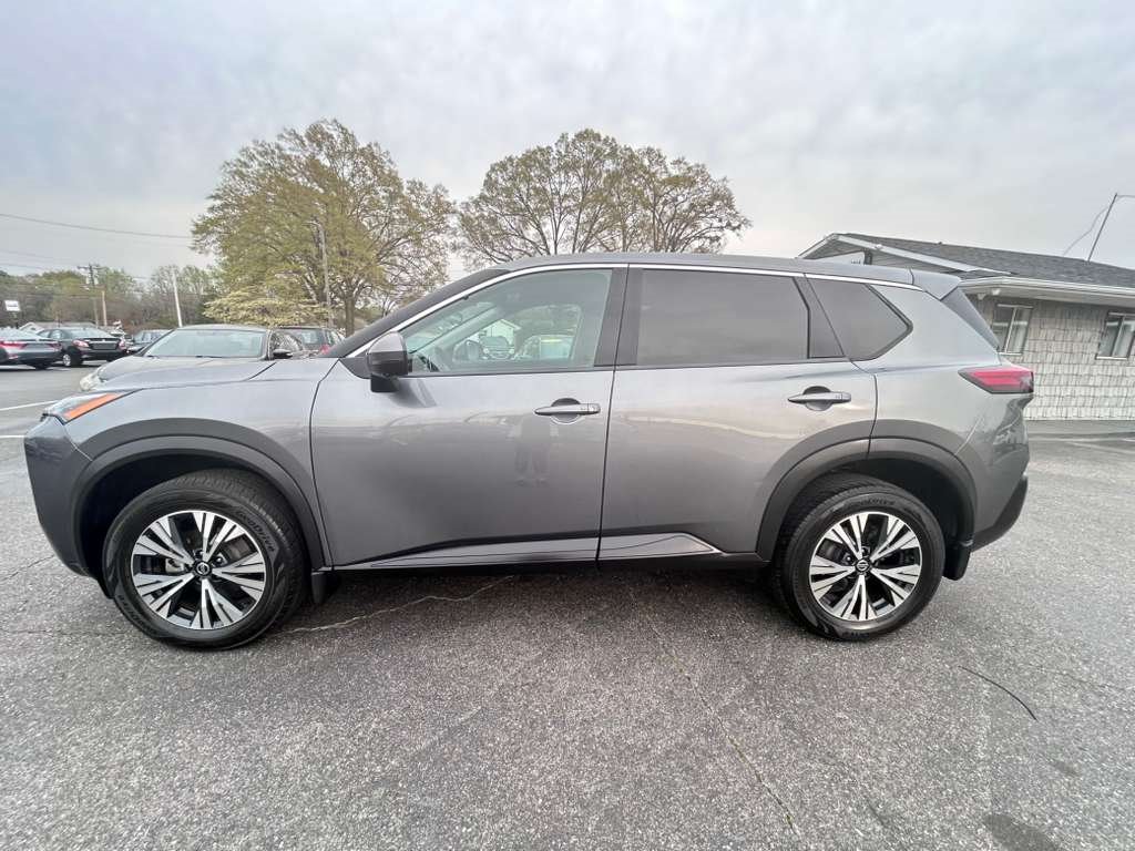 2021 Nissan Rogue - $18,300