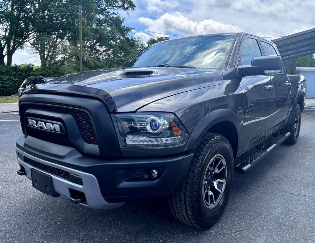 2016 Ram 1500 - $18,900