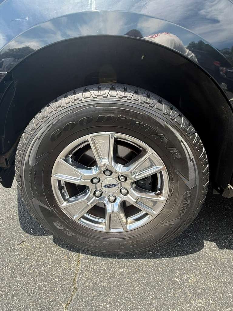 2016 Ford F150 - $14,900