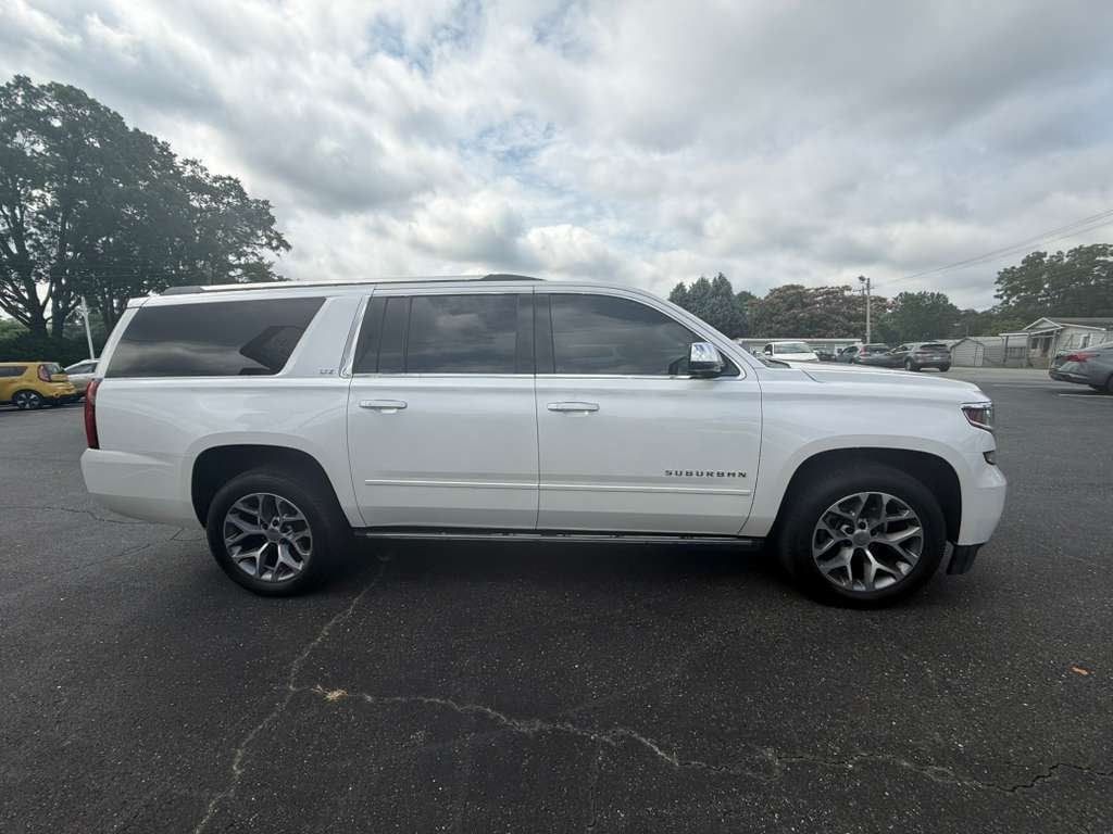 2016 Chevrolet Suburban - $21,900