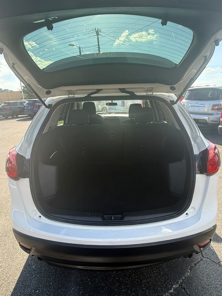 2016 MAZDA CX-5 - $9,200