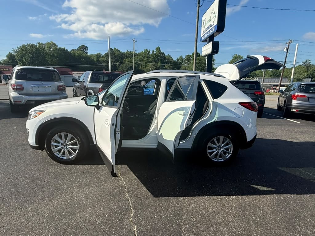 2016 MAZDA CX-5 - $9,200