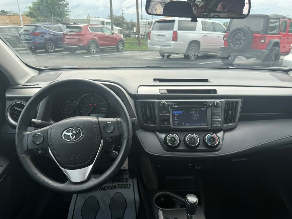 2016 Toyota RAV4 - $14,400