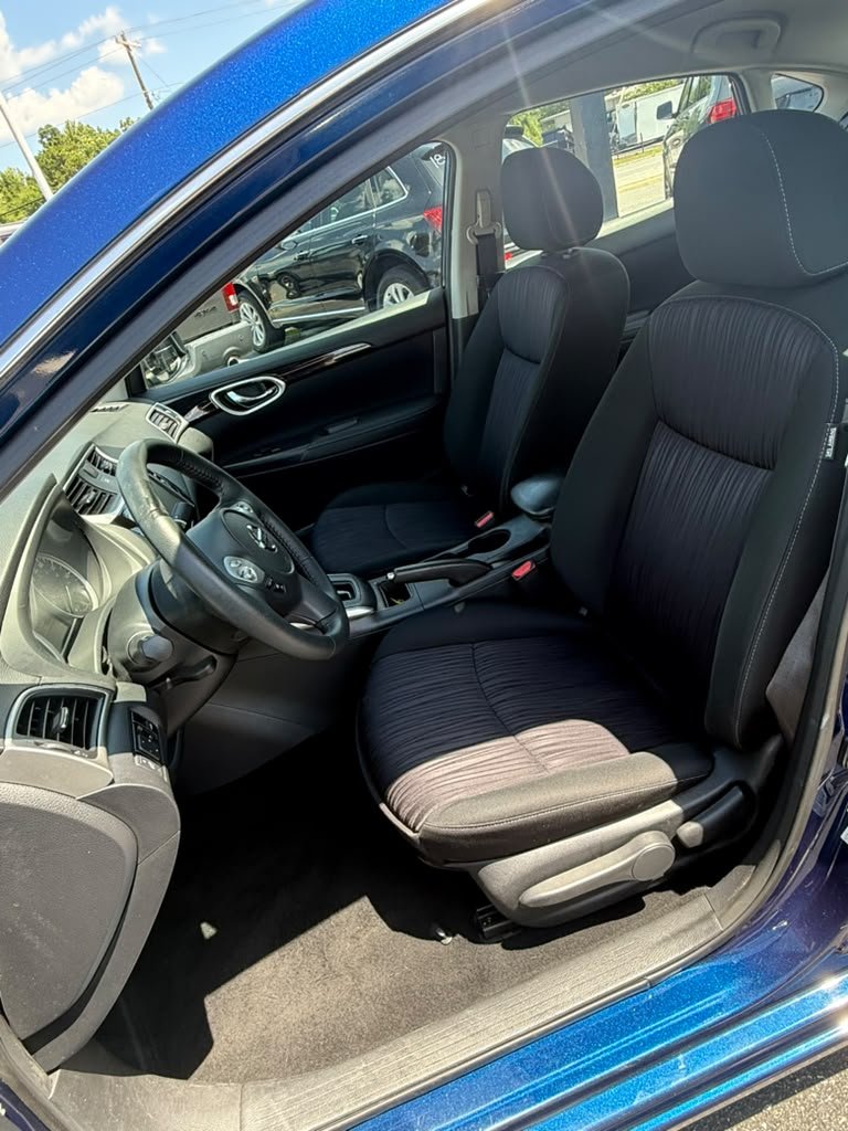 2019 Nissan Sentra - $9,200