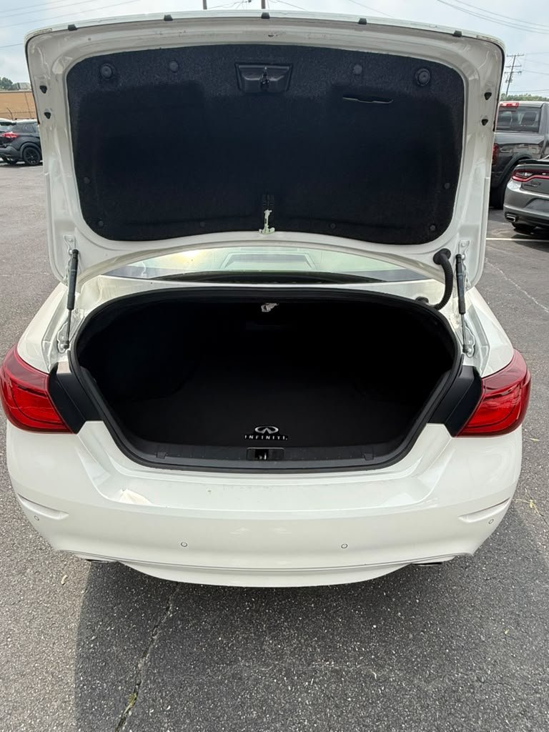 2019 INFINITI Q70 - $18,900