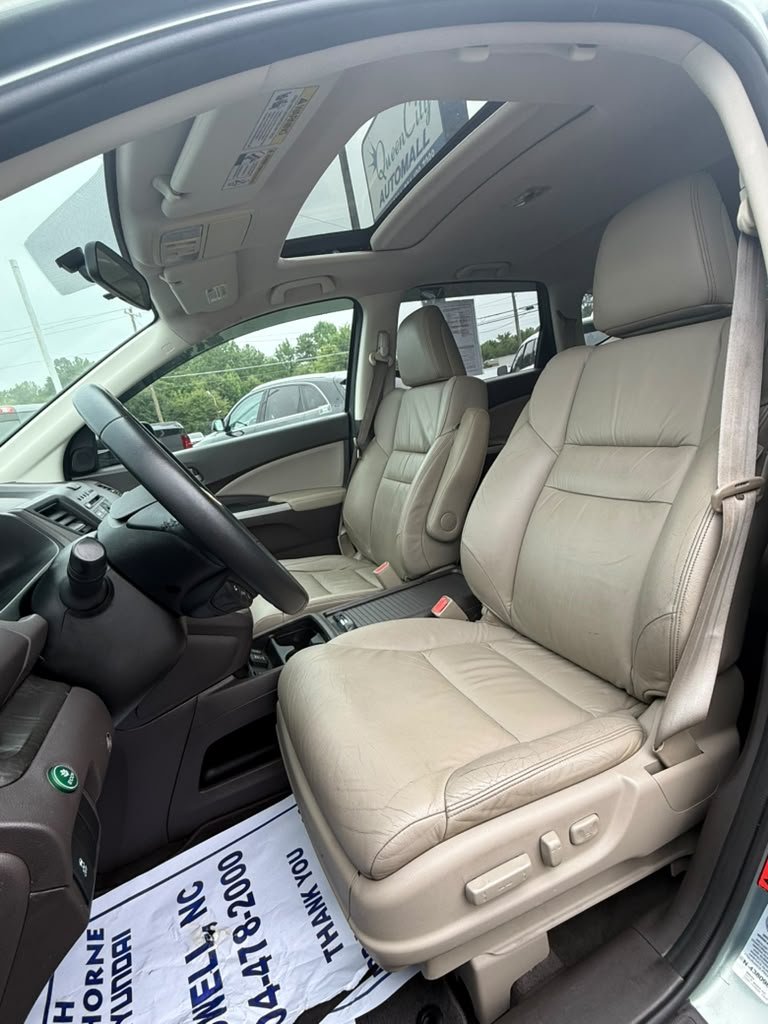 2012 Honda CR-V - $12,500