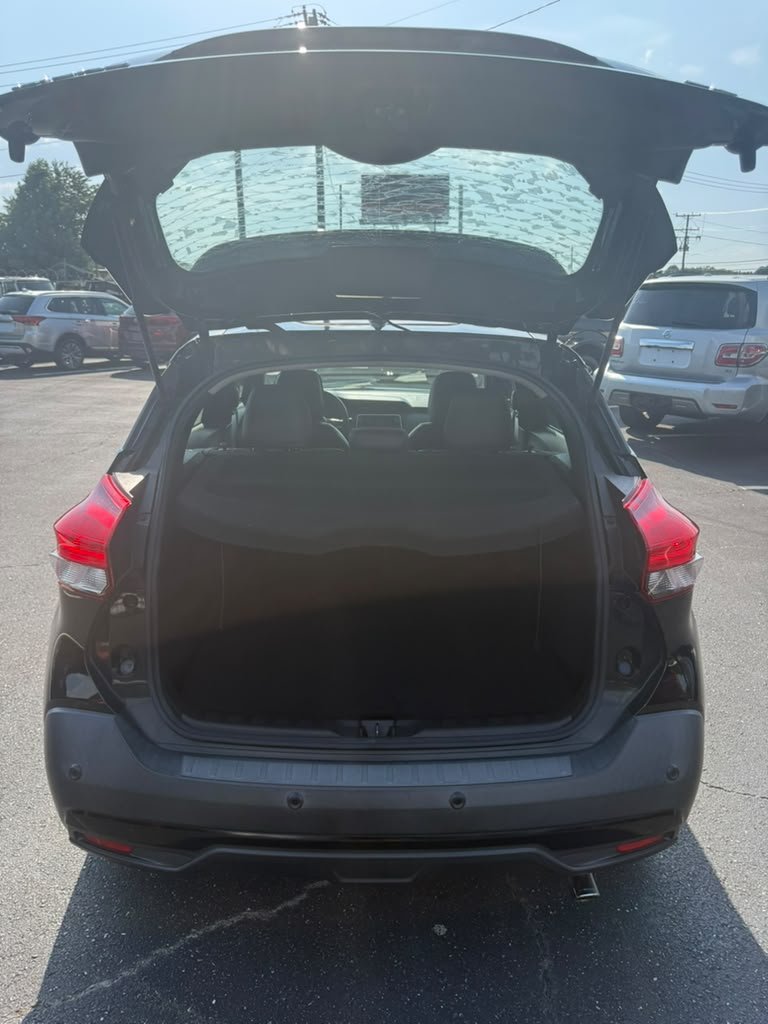 2020 Nissan Kicks - $16,500