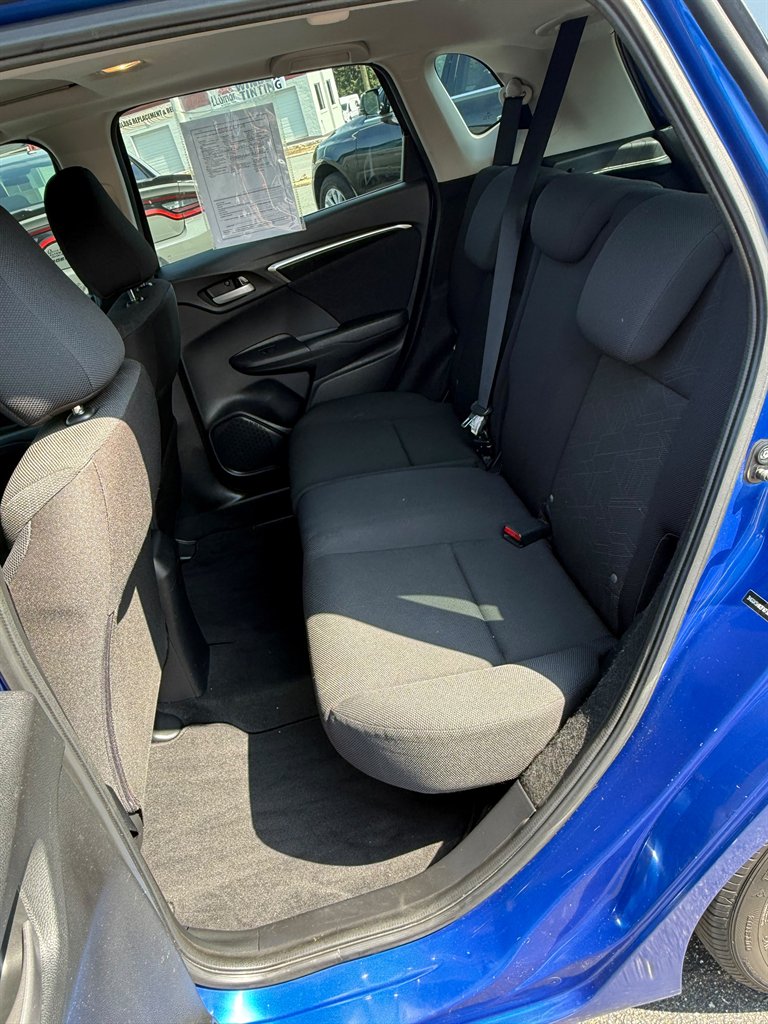 2015 Honda Fit - $8,900