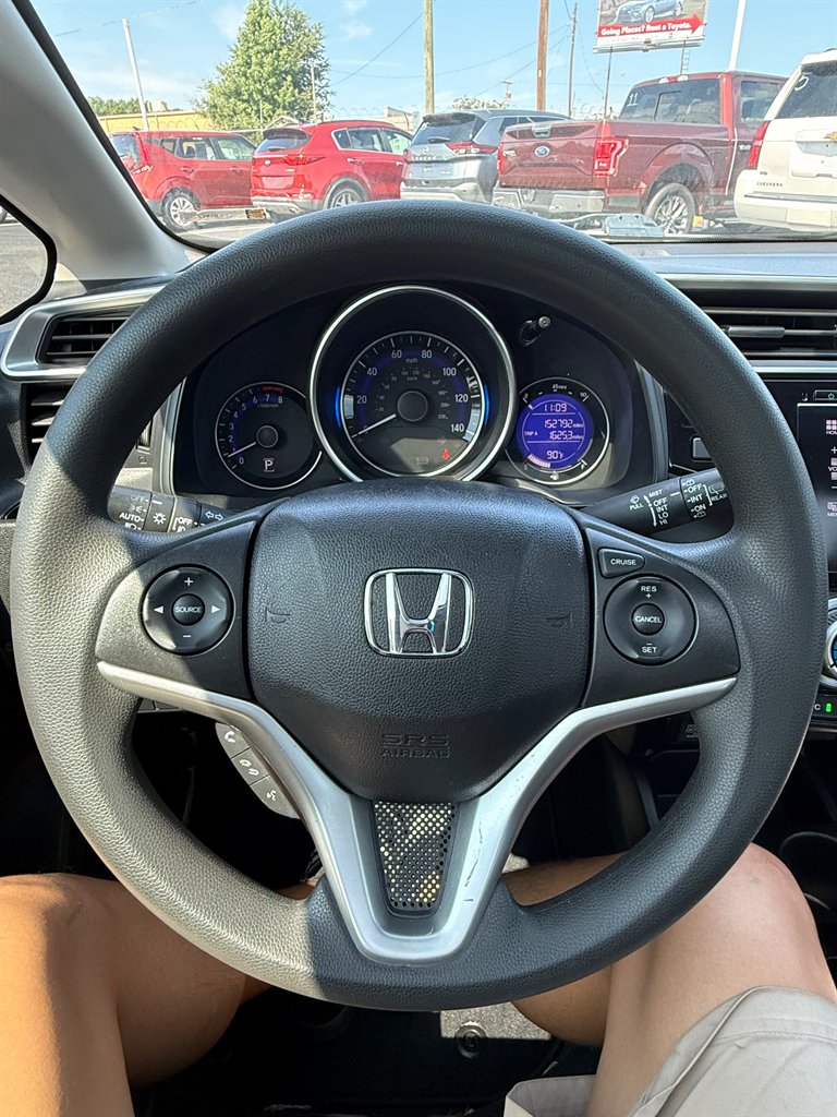 2015 Honda Fit - $8,900