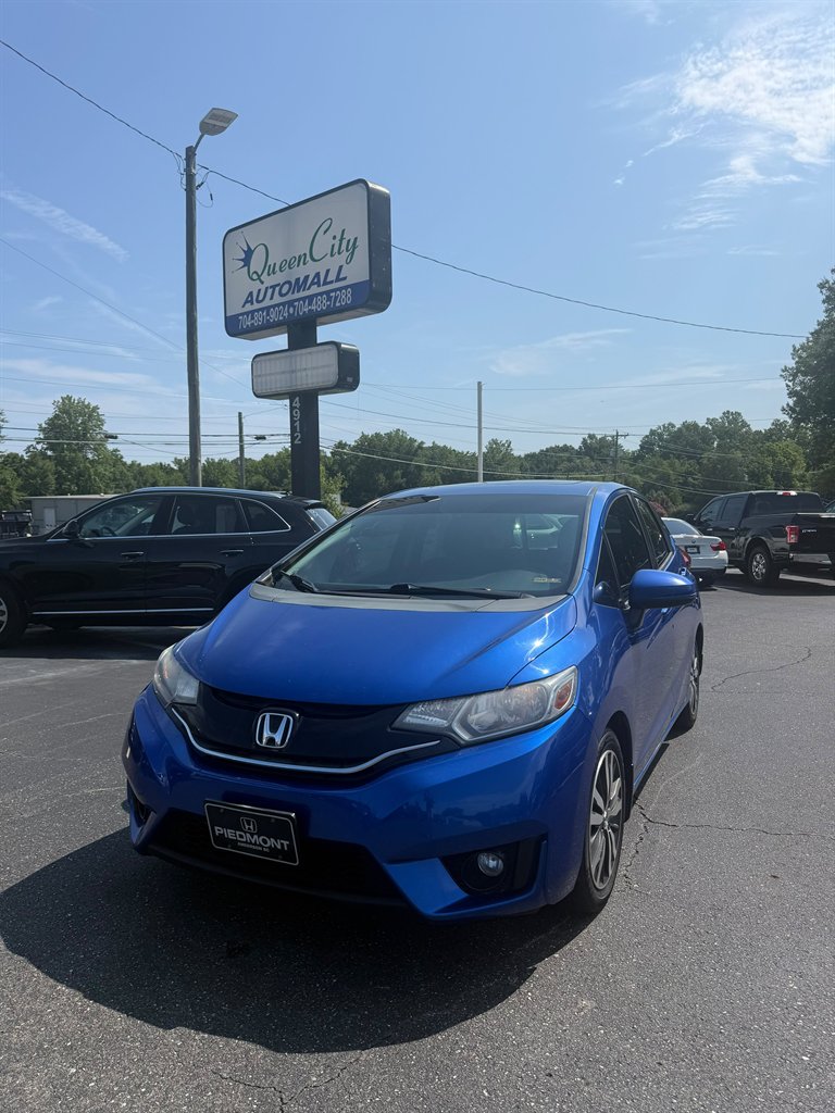 2015 Honda Fit - $8,900
