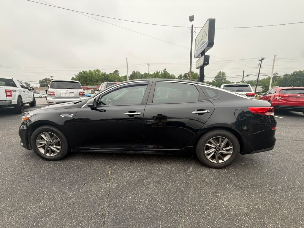 2020 Kia Optima - $10,900