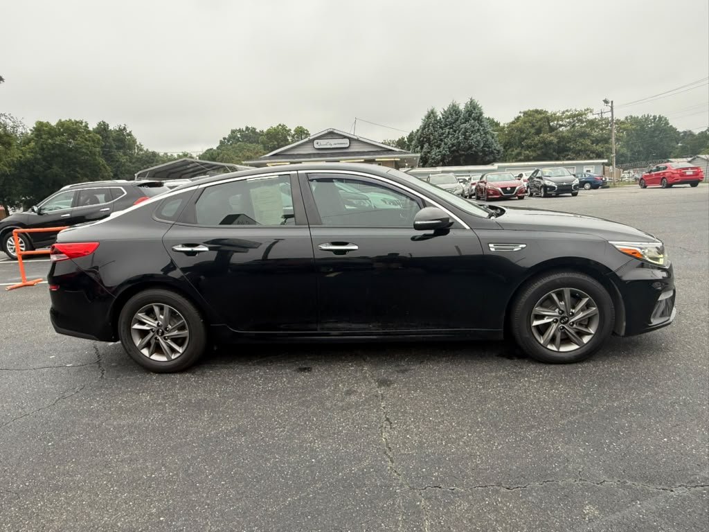 2020 Kia Optima - $10,900