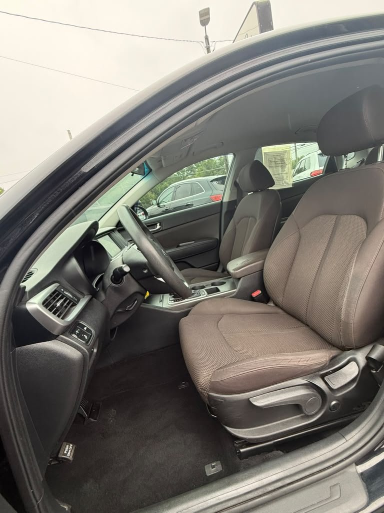 2020 Kia Optima - $10,900