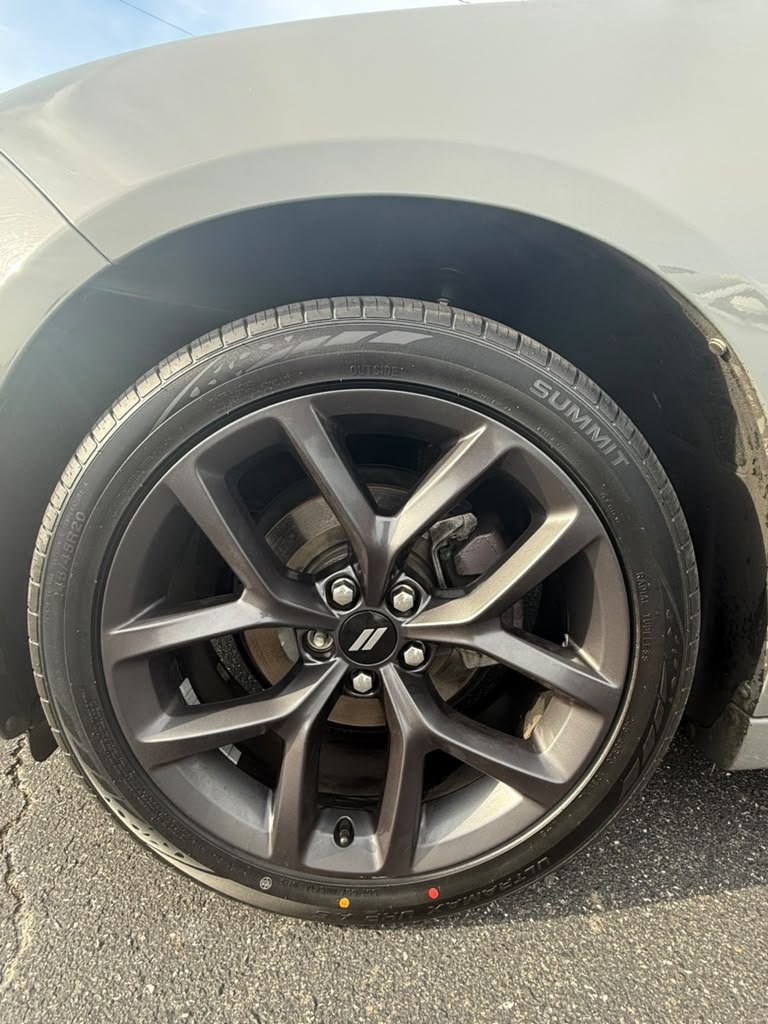 2019 Dodge Charger - $13,900